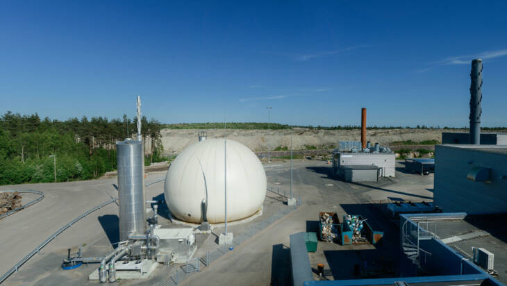 Outdoor image of an industrial area.